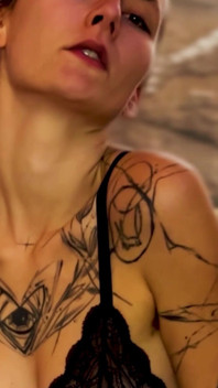 Look at Me, I'm Slut