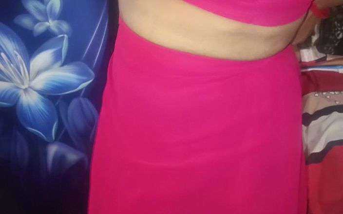 Nightqueen---7838: Bhabhi Ji jela někam připravená a já natočil video a...