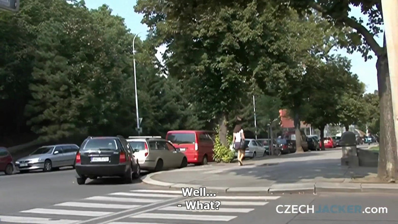 Czech Jacker: Jacker ceco 21: stuzzica senza spalline - tette che rubano lo spettacolo