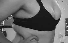 Holli: Istri bermain memek