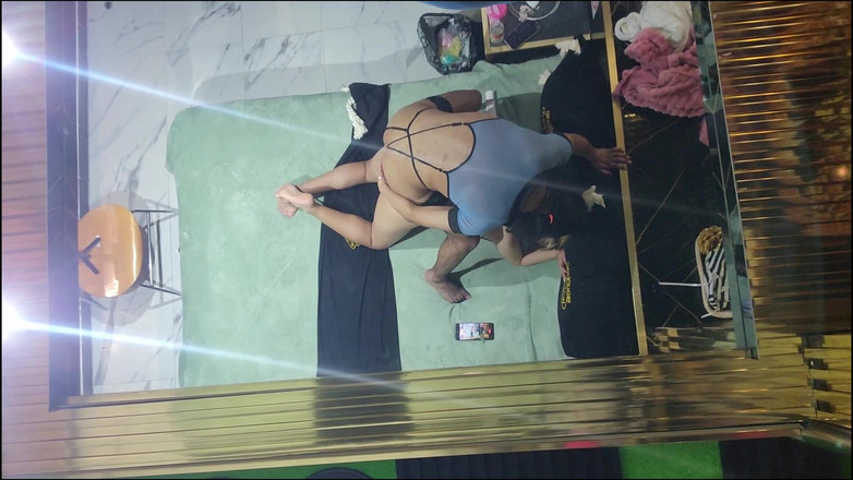 Crystal Phoenix: Meu Amigo E Eu Nos Entregamos Um Ao Outro Com...