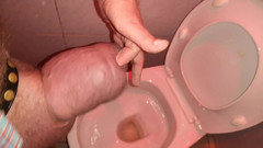 Monster_Meat_: Prstění mého ptáka mě přinutilo stříkat
