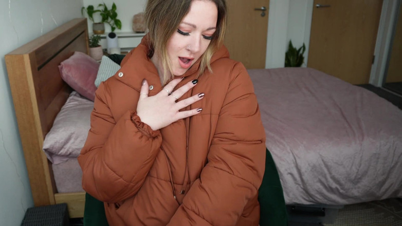 Sasha Curves: Down Jacket yarak azdırma