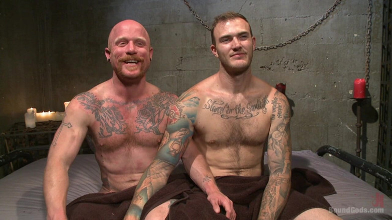 Bound gods: Christian Wilde bije poslušnost zpět do úst otroka
