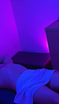 Sensual Massage Escalates Quickly | Queeniegee - Mrbritainx