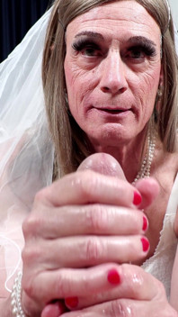 Sissy Bride i kyskhet