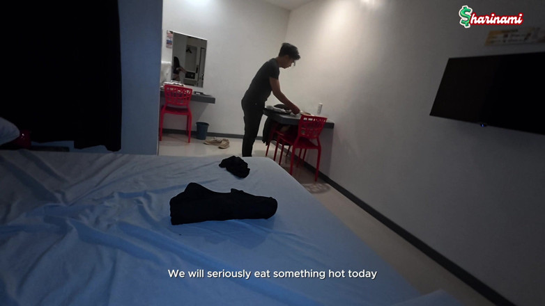 AsianSharinami: Pinay Sharinami có một đêm đứng trong khách sạn