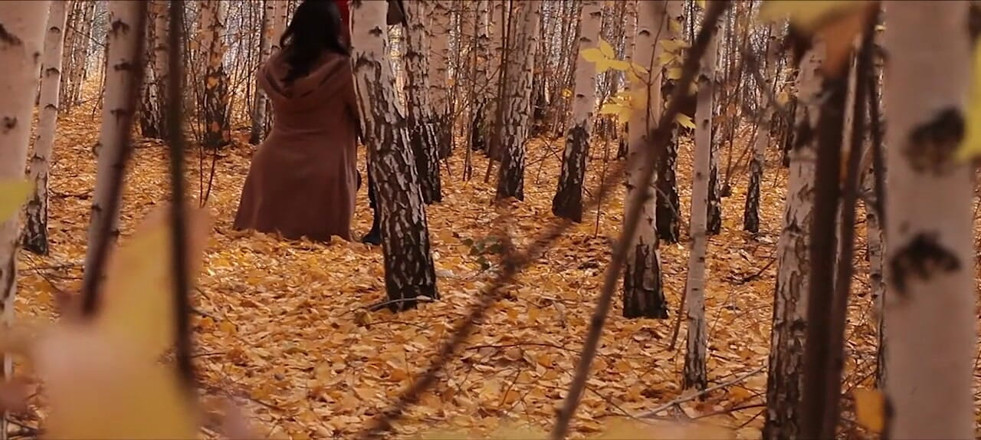 Playground porn: Donné dans la bouche d'une fille dans la forêt