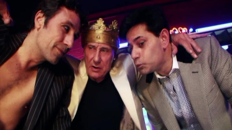 Bitch fucked bareback by big cock: King Throws Orgy in A Club
