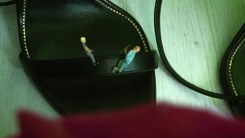 Goddess Celine: Giantess feet