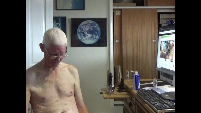 bigears: 最新网络中的高潮 - 特写表演