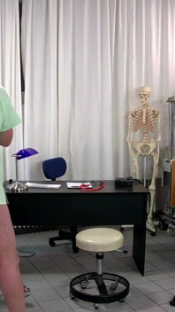 Mandy Mystery hete neukpartij met haar dokter