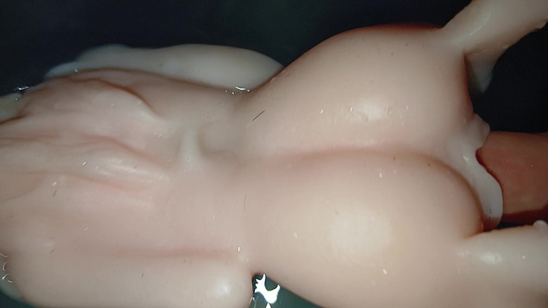 LunaDesire: Lunadesire Istri Yang Bertubuh Mungil Sangat Menginginkan Penis Raksasa Milik...