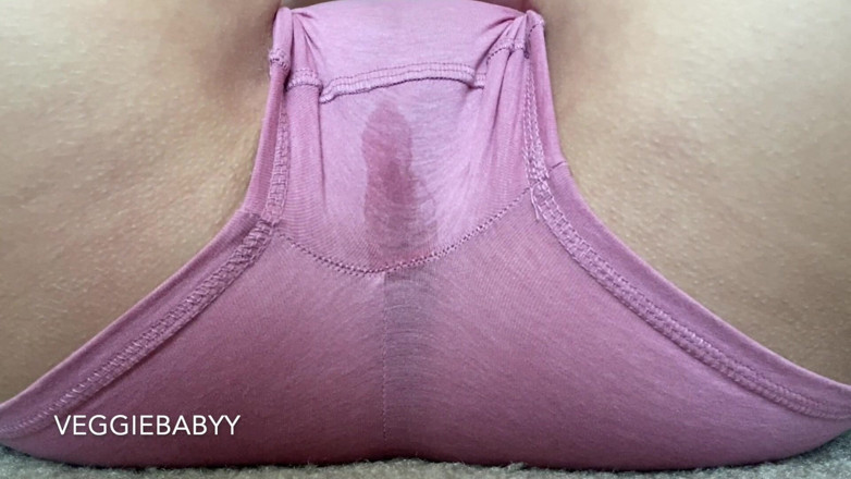 Veggiebabyy: Masturbazione da vicino in modalità trasparente