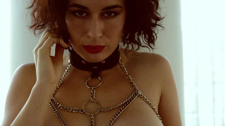 Black Label Magazine: Suite Rencontre avec Olive Glass