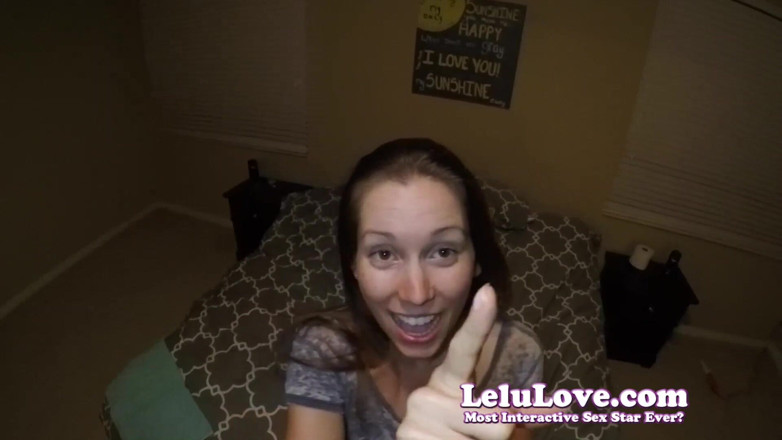 Lelu Love: Tu m'interviewes puis tu me baise et éjacule au fond de...