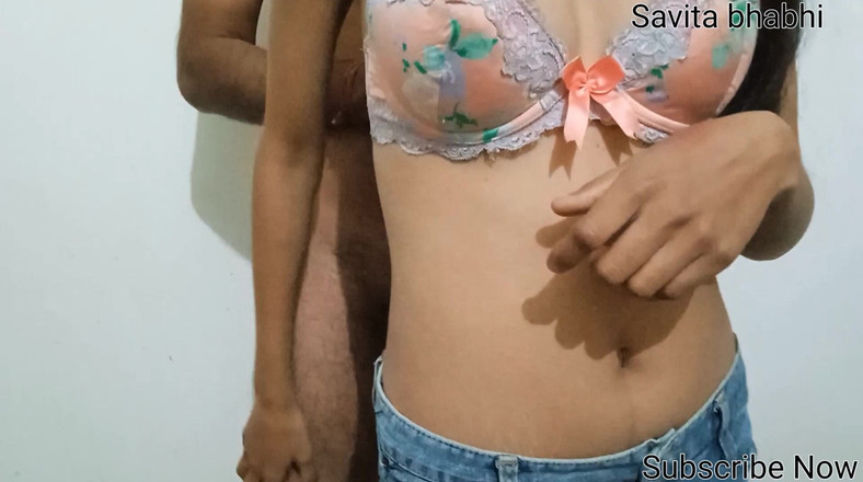 Savitabhabhi078: Une étudiante de Delhi se fait baiser par son prof