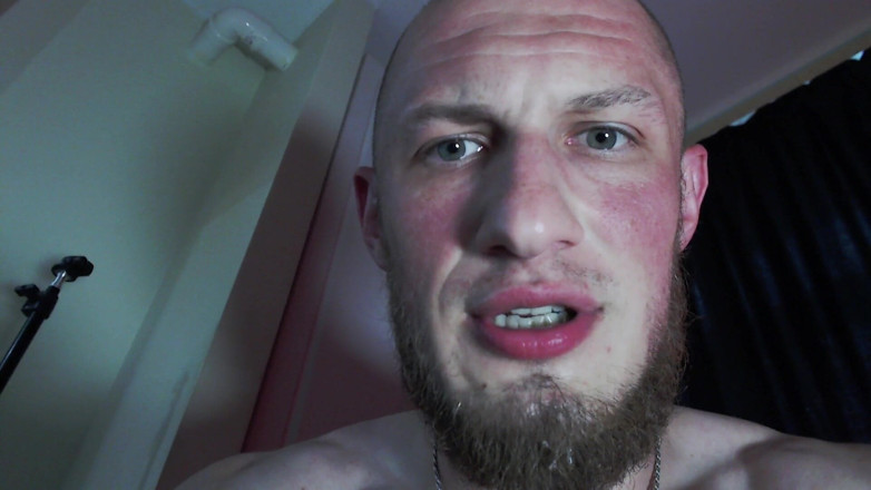 Hunky time: Feeding with Saliva