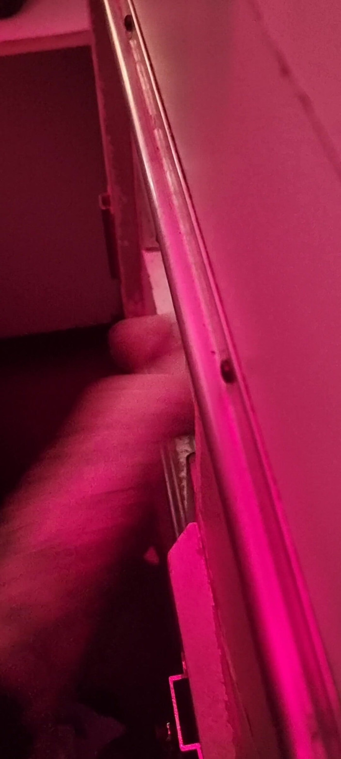 R b hubby: Cette prof mariée n’en a jamais assez du glory hole