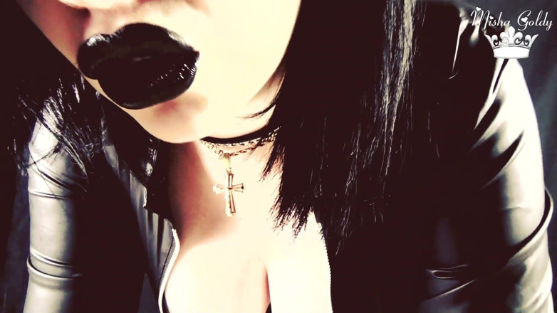 Goddess Misha Goldy: Goth darkside kouření JOi a škádlení
