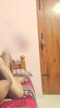 Große saftige tities, bhabhi sreejaa, hartes reiten & grobes doggystyle-ficken in bh