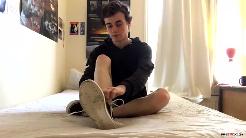 Euro boy xxx: Teen Boy with a Hot Little Ass