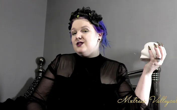 Mxtress Valleycat: Locktober but make it spooky
