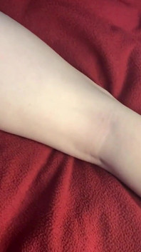 Lei offre il suo bel culetto al suo ragazzo per farsi scopare la figa come si fa bene