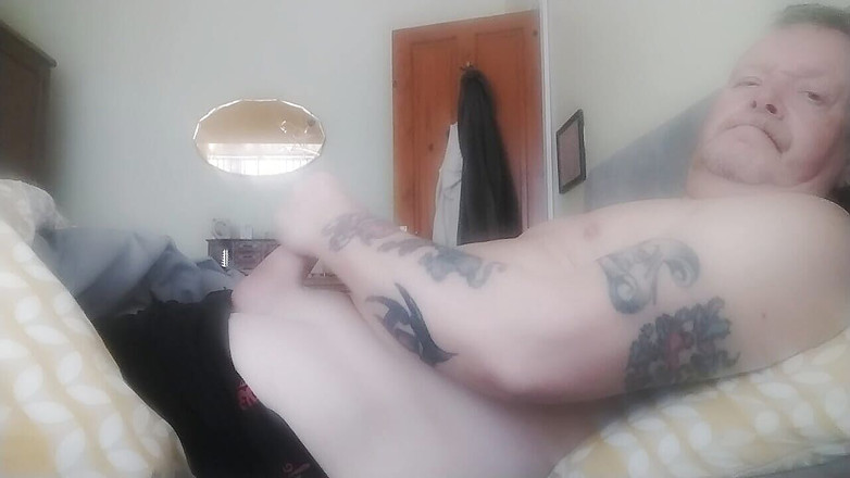 Alan: 아침에 내 자지를 물로 빨아