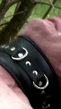 Lady Sadista und Helferin: dominatrix anal folla esclavo