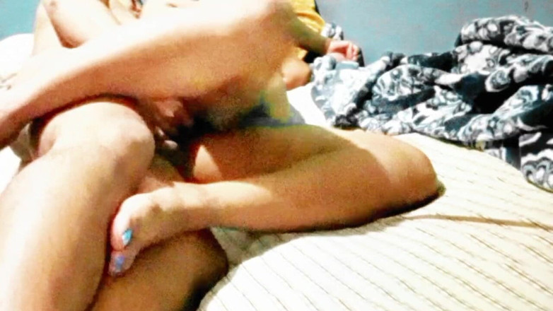 BigassMILF40: 大屁股继母啪