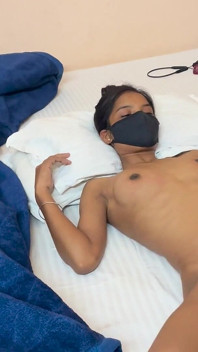 Fingering Fuck Very Hot Girl with Her Wet Creamy Pussy in Hindi