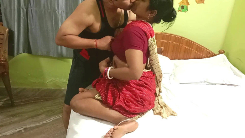 Popmini: Stiefbruder hardcore heißer sex mit inderin meera Bhabhi beim fingern...