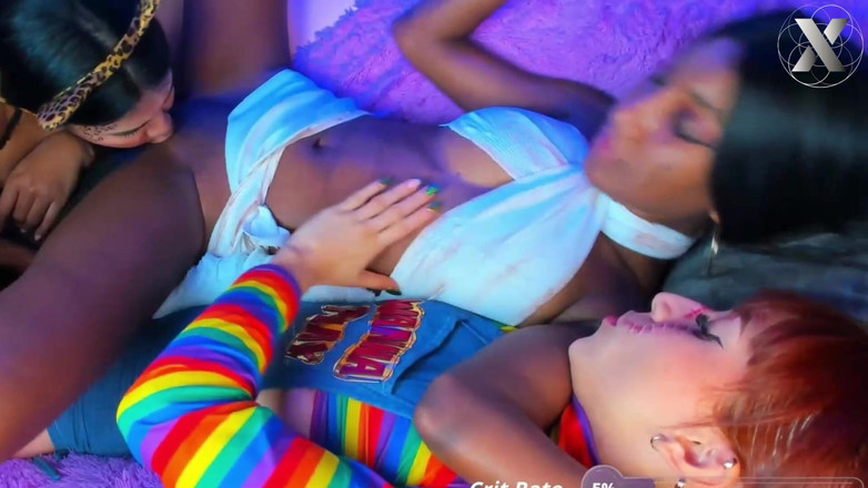 Feet Lovers club: Kundička kouření až do sténání rozkoší