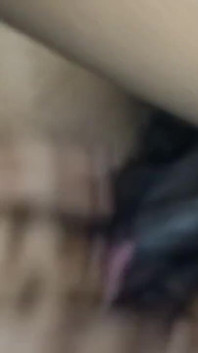 Close-up de sexo caseiro, bbc vs buceta cremosa molhada