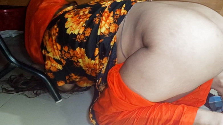 Dhaka studio: Step Bro Fucked Step Sister While She Is Stuck in...