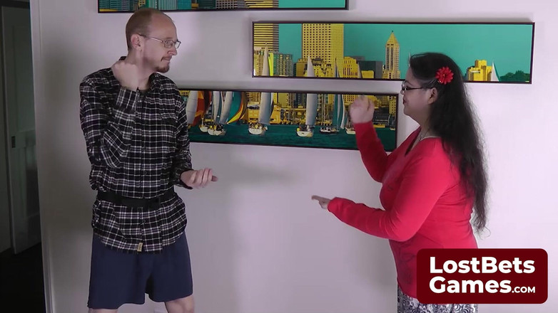 Lost Bets Games: Mit echtem Enthusiasmus tauchen sie in die Strip-Stein-Papierschere ein