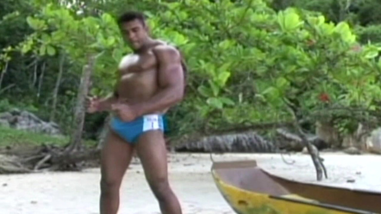 AMATOR BAREBACK FRENCH PORN: Latino-twink fickt ohne gummi mit freund