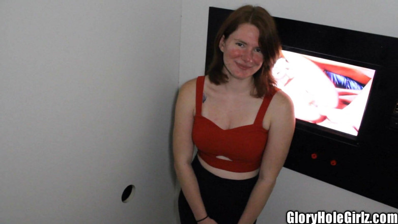 Glory Hole Girlz: कमसिन मुँहासे ग्लोरीहोल लाल चेहरे वाली चूत में वीर्य डालती है और वीर्य निगलती है लाल सिर वाला लंड चूसना और चोदना