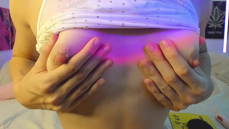 Skinny_lady69: Juicy pussy and small tits