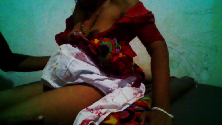 Tina Baby: Šťastná deepawali do všech rozšířených verzí