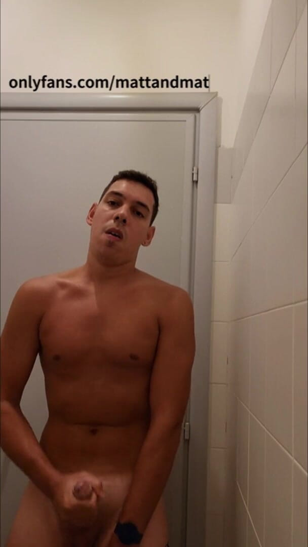 Matt_AP: Jerking off at work