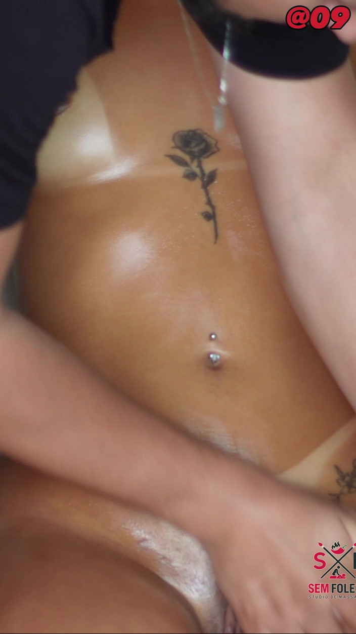 Cadu Sem Folego: 30 let: první masáž a byla neuvěřitelně zapnutá, velmi mokrá