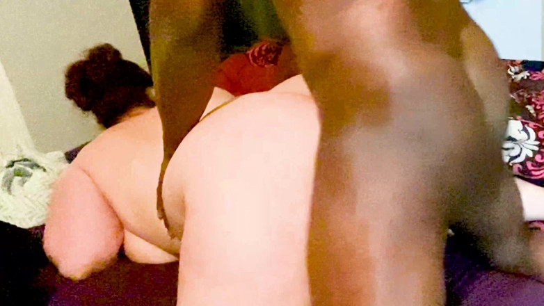 TrotzillaTheGod: Phatass hoe gets some bbc