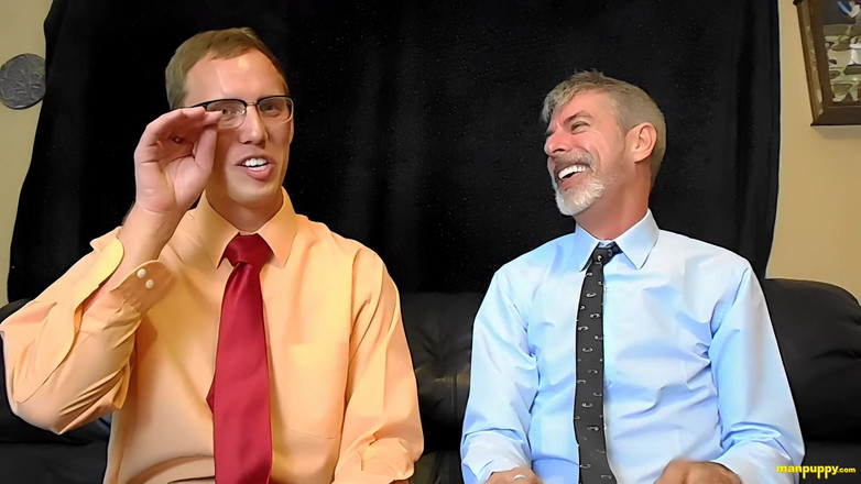 Man Puppy: Гігантські колеги дають вам щорічний огляд однолітків