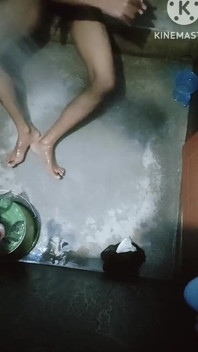 Phòng tắm tôi masti thời gian