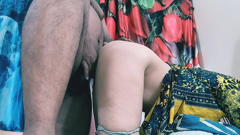 Bolly Karma: Una brava ragazza troia