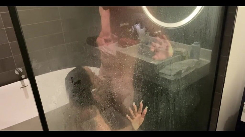 hotwifecandireign: Ich liebe, dass einer meiner Freunde weiß, wie ich mich...