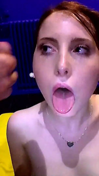 Lia Louise in Extreme Ggg Bukkake - Cocks and Cum Everywhere