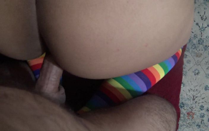 Stepmom Susan: Mama vitregă gravidă perversă lasă fiul vitreg să ejaculeze în pizda...